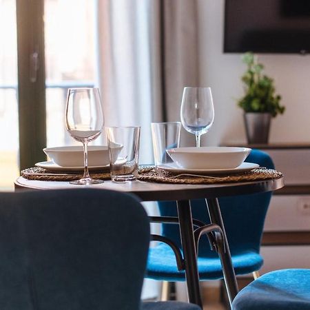Chiqui And Vicente Suite Apartments إشبيلية المظهر الخارجي الصورة