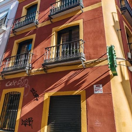 Chiqui And Vicente Suite Apartments إشبيلية المظهر الخارجي الصورة