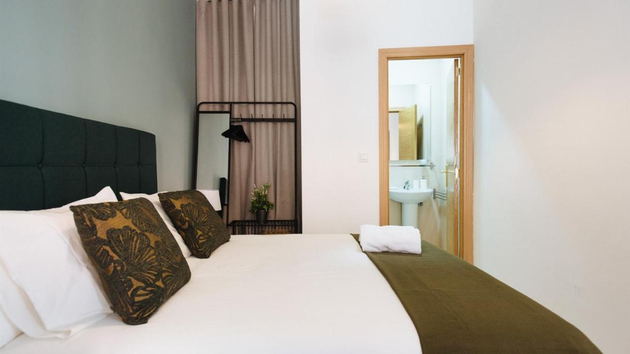 Chiqui And Vicente Suite Apartments إشبيلية المظهر الخارجي الصورة