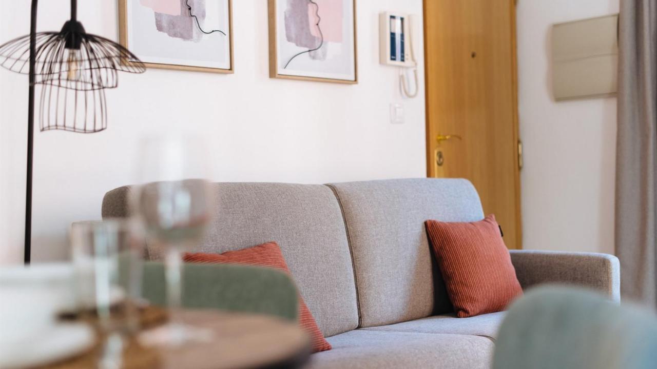 Chiqui And Vicente Suite Apartments إشبيلية المظهر الخارجي الصورة