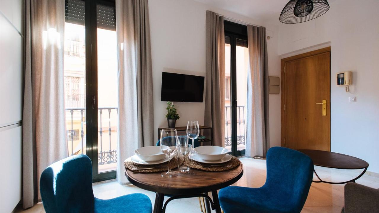 Chiqui And Vicente Suite Apartments إشبيلية المظهر الخارجي الصورة